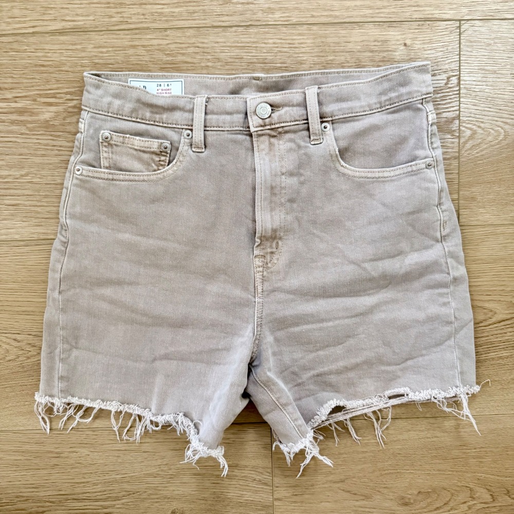 Gap Denim Shorts Womens 6 Tall Tan Excellent High Rise 4 Inch Raw Hem Frayed